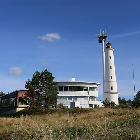 Luotsihotelli - Arctic Lighthouse ホテル ハイルオト