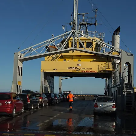 Luotsihotelli - Arctic Lighthouse היילואוטו