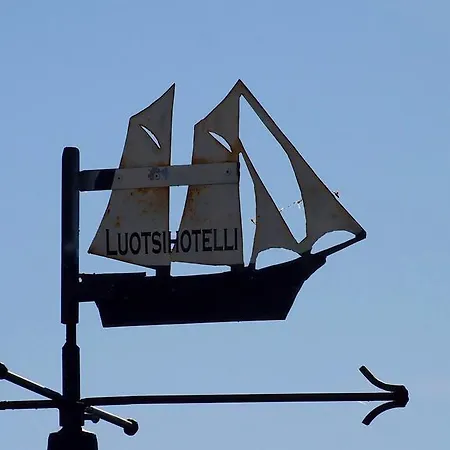 Luotsihotelli - Arctic Lighthouse * היילואוטו