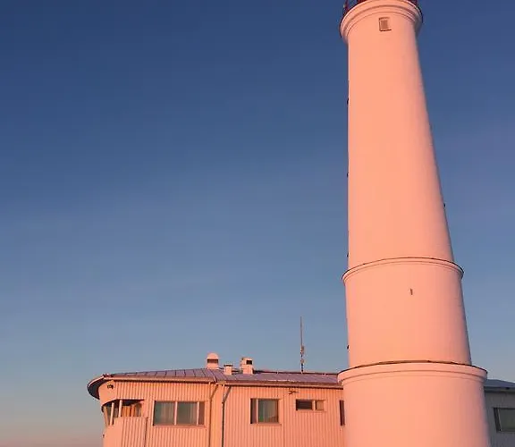 Hotel Luotsihotelli - Arctic Lighthouse Hailuoto