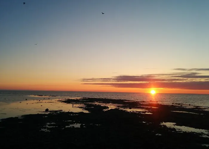 Hotel Luotsihotelli - Arctic Lighthouse Hailuoto